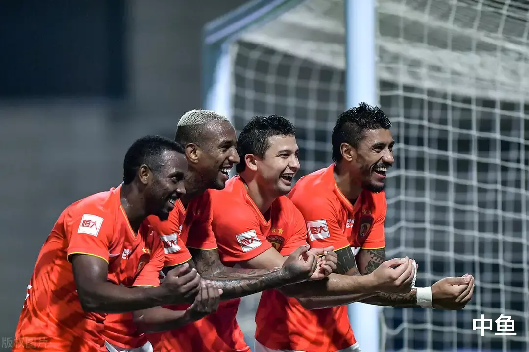 中超|卡纳瓦罗甩出王炸组合！中超各队看傻了眼！联赛冠军又无悬念