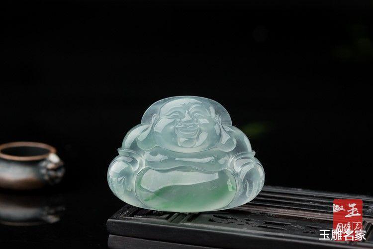 |两三百的玉可以养人吗？什么样的玉才能的养人？