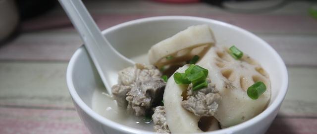 排骨|立秋前后，条件允许的话，常给家人喝这碗汤，平稳度过季节交替