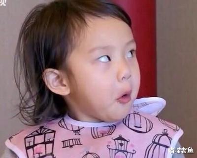 贾云馨：三天两头跟妈妈录视频跳舞，现在的甜馨已灵气全无