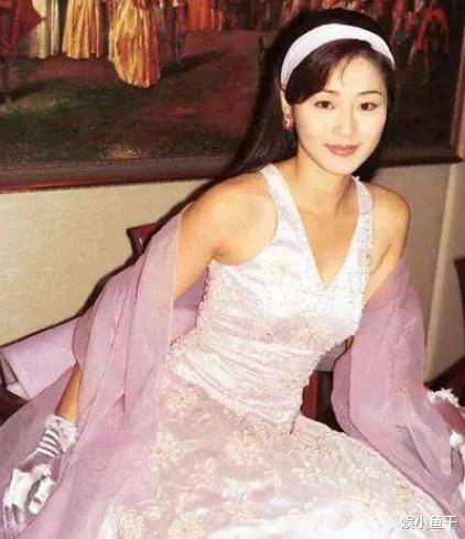 杨恭如▲当50岁万绮雯撞上46岁杨恭如,一个优雅地老去,一个却活成网红