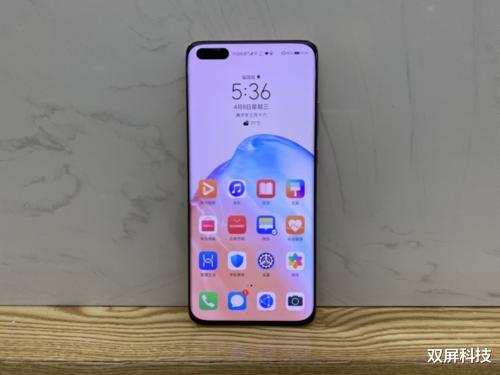 「华为p40」安卓论坛评中国最好两款手机,一款是华为P40Pro,另一款是机皇!