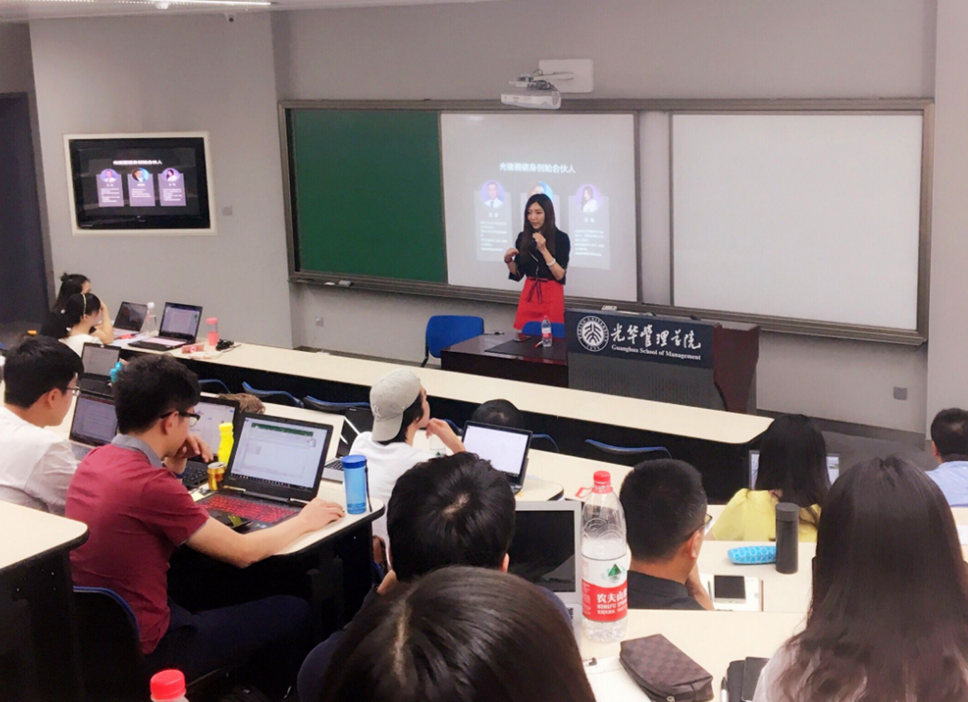 大学|清华北大作为国内顶尖学府，高考时，为何很多学生能上却放弃了？