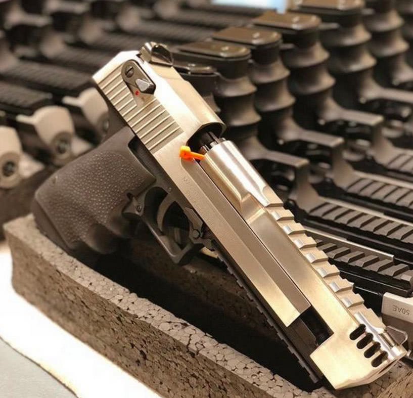 「特工」几款堪称变态的手枪，世上还真有“娘娘枪”，特工最爱的就是它了