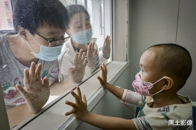 『包头』3岁宝宝患重症父母无奈卖房救子，今医院再催缴费，不知还能卖啥