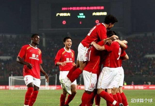 「于汉超」中国足坛名宿:恒大5年拿亚冠?如果你当真你的脑子一定进水了