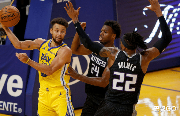 斯蒂芬·库里|狂轰79+24+21！五星勇士三节打卡，库里超越哈登，维金斯汗都没流