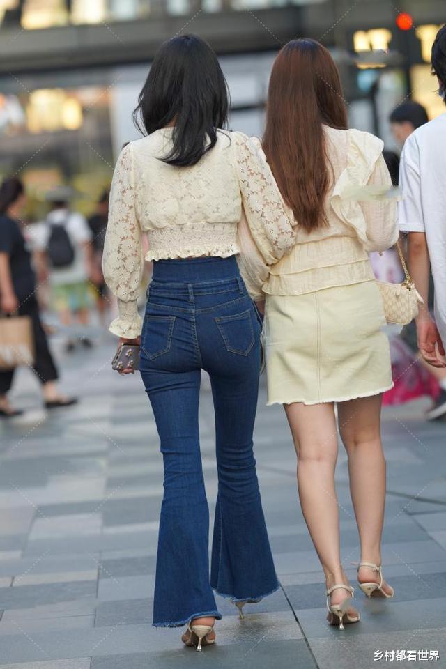 穿衣搭配|短款上衣搭配高腰裤，职场穿搭，简单时尚，展现淑女气质