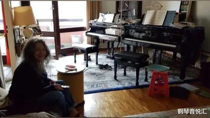 #阿依达#看了这么多场线上音乐会，你知道艺术家的家什么样子吗？