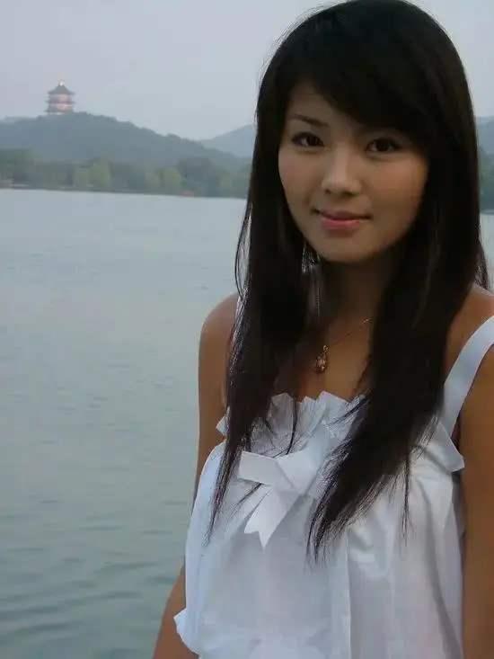 [刘涛]死亡超4万！刘涛赴美产子获赞，央视主持王端端直播哽咽