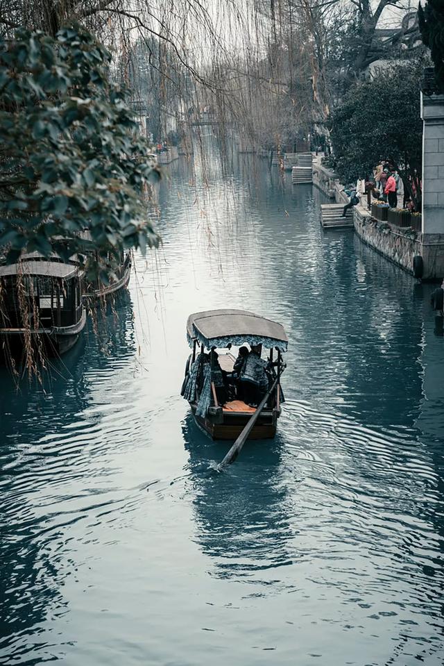 「古镇」适合小住三五天的绝美古镇，和当地人一起享受慢生活