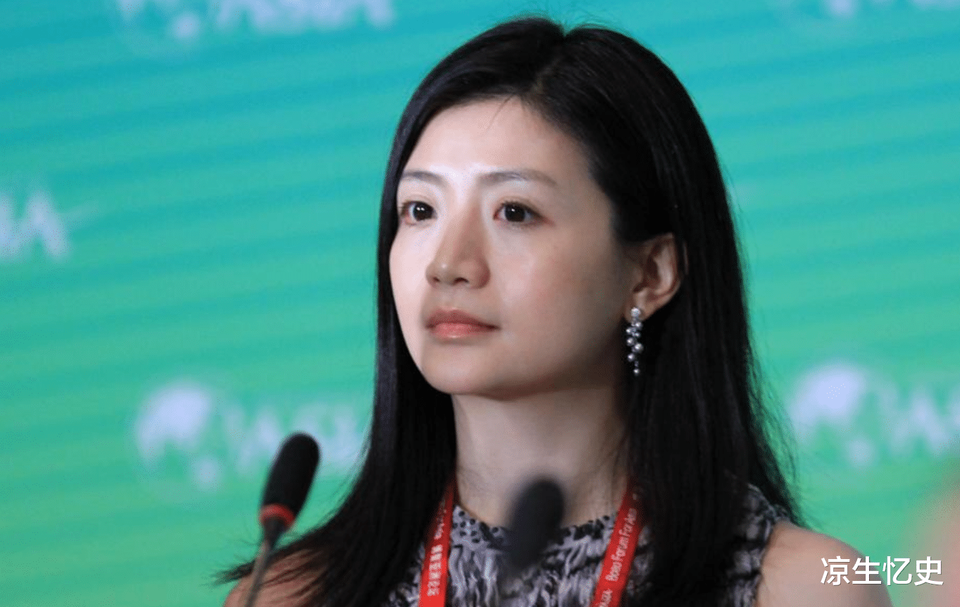 阿里巴巴|硅谷美女高管被马云挖走，许诺：来阿里上班，送一辆劳斯莱斯
