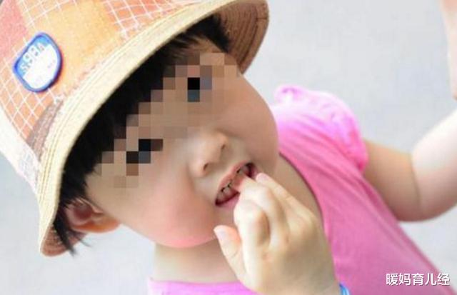 双胞胎@双胞胎兄弟，哥哥常喝牛奶弟弟常喝豆浆，1年后差距肉眼可见