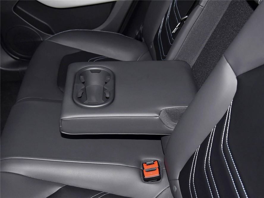 思域@靠廉价爆火的国产“玛莎拉蒂”！起步1.5T动力轴距2760mm，5.88万