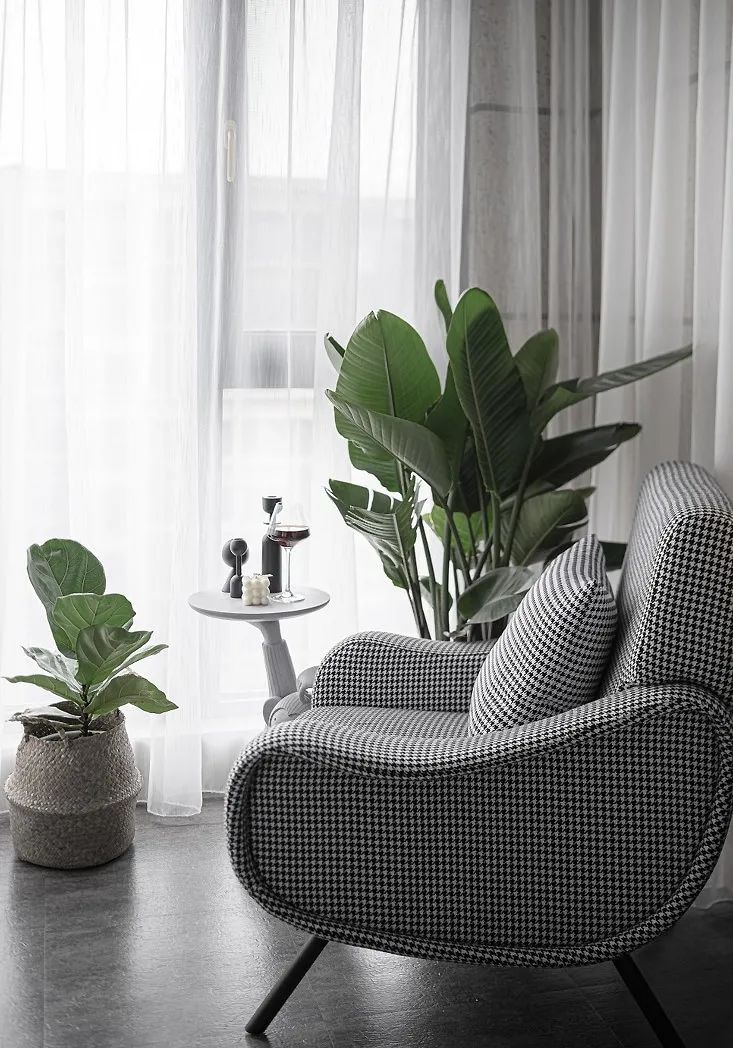 粉色▲90㎡轻奢北欧风格装修，高颜值拼色墙时髦有腔调！