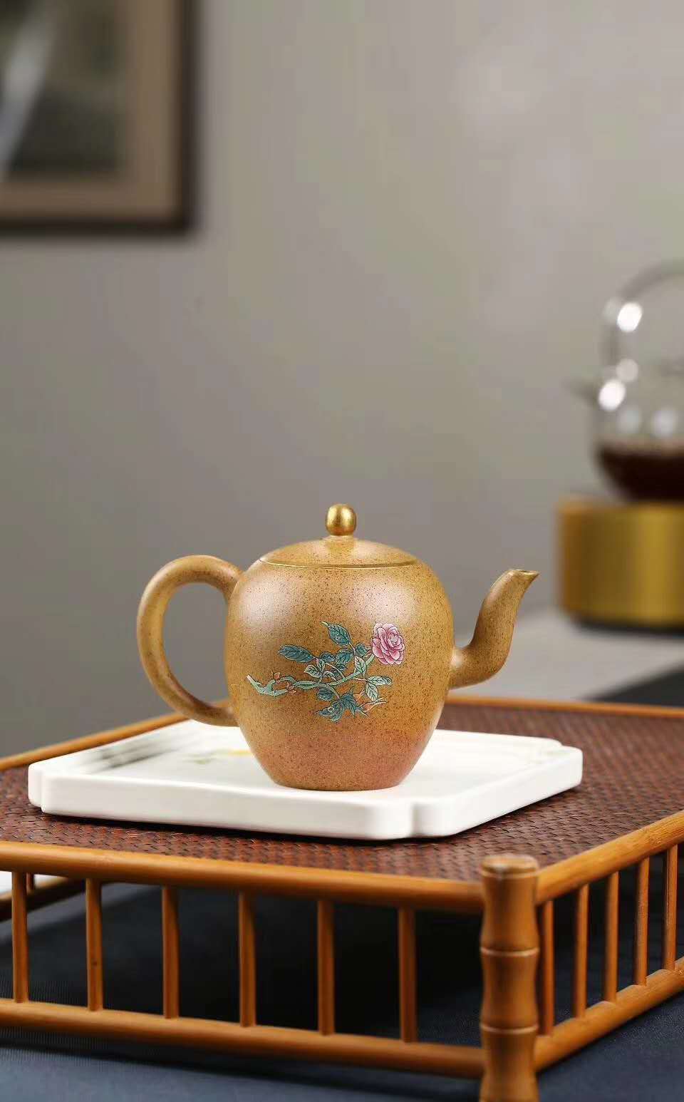 『』紫砂市场上热销的“台湾回流壶”到底值不值得收藏？