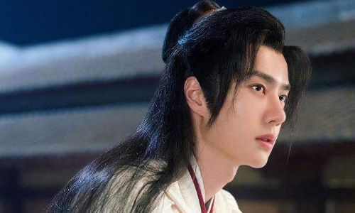 #王一博#《有翡》刚杀青,王一博就录《快本》,同期嘉宾太亮眼,都是顶流