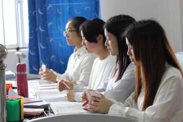 |我国50个工科专业薪资排名，前10名很“抢手”，适合理科学生