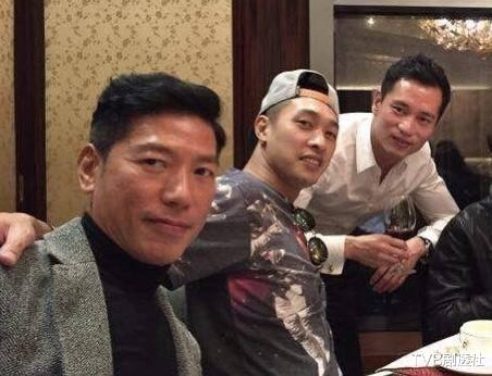 张耀扬|弃影从商！57岁张耀扬投资开赌场，同澳门百亿富商陈荣炼合作无间