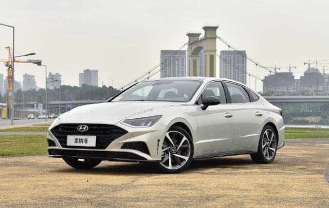 现代索纳塔|全新索纳塔，用力过猛了