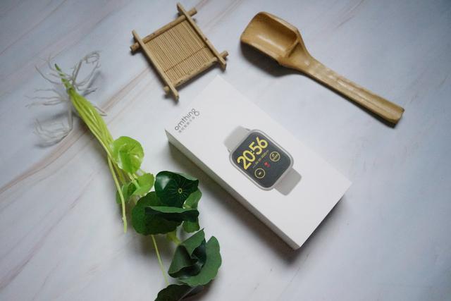 智能手表：百元的简悦智能手表成手环杀手？上手体验，真香