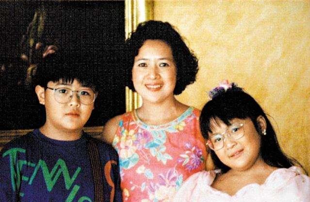 「刘銮雄」李嘉欣“最美”十年青春,曾谈起刘銮雄,直言:他很霸气,会疼人