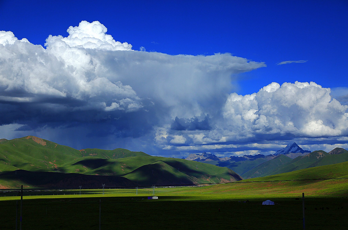 西藏|中国唯一一个没有树的城市，环境却令人羡慕，面积相当于一个日本