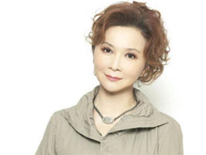 蔡明|小品女王蔡明：被质疑整容上瘾，如今重病缠身和春晚道别惹人泪目