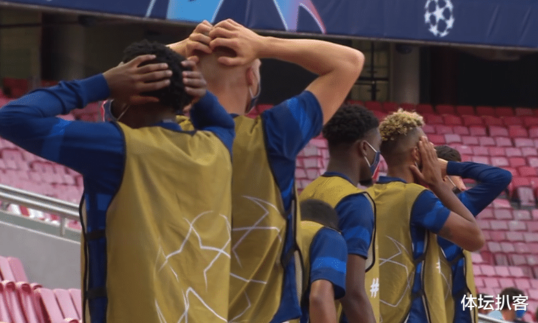 巴黎圣日耳曼|开场3分钟，大巴黎2亿巨星单刀偏出2米，队友抱头：这球都没进？