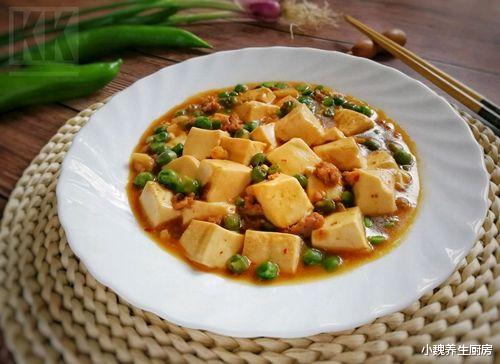 「豆腐」七月,多给家人吃这盘菜,每周吃2次,视力好了,营养又实惠