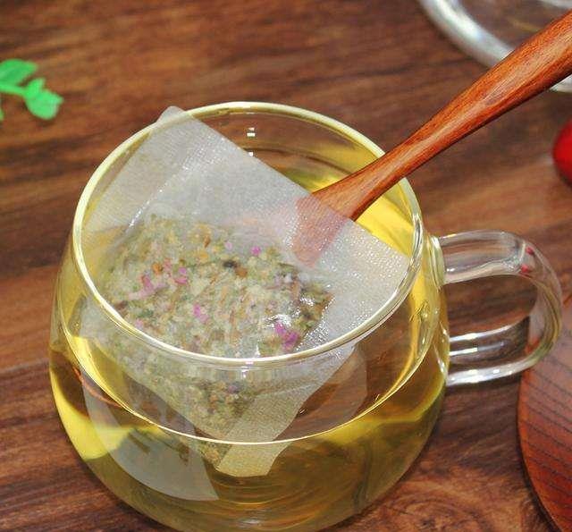 高血压■高血压还傻傻只吃药？教你一招不吃药不花钱，血压轻松降