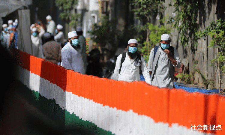 印度|现实版“人间炼狱”?封高速、截火车,莫迪画像被焚烧,印民忍不住了!