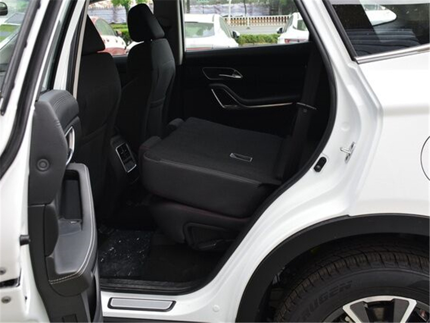 #江淮汽车#江淮豁出去了!新车大H6一圈,起步174马力,8.28万还惦记啥合资