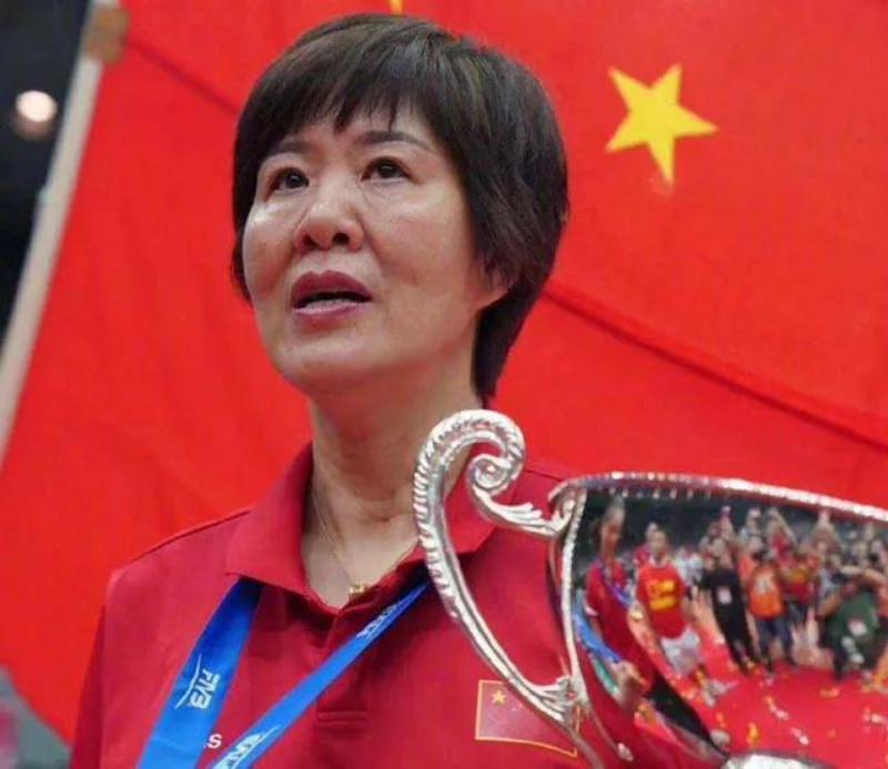 女排|女排重大损失！25岁巅峰球星奥运会后或回归家庭，准备造人