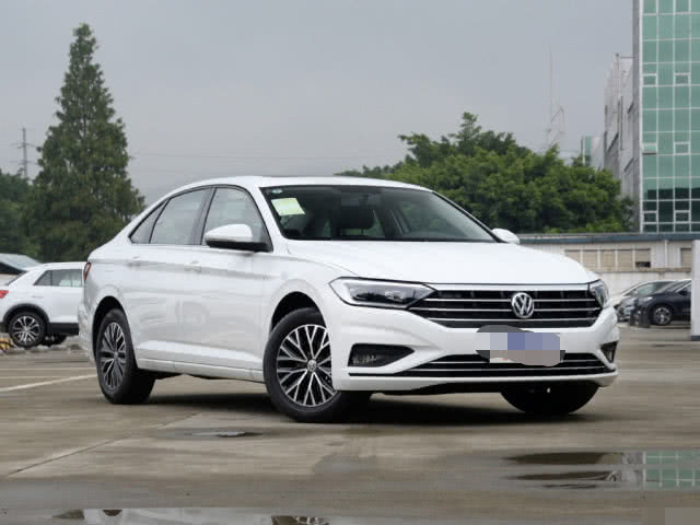 『大众速腾』叔叔买回1.4T速腾，5300公里后，叔叔：媳妇变化最大