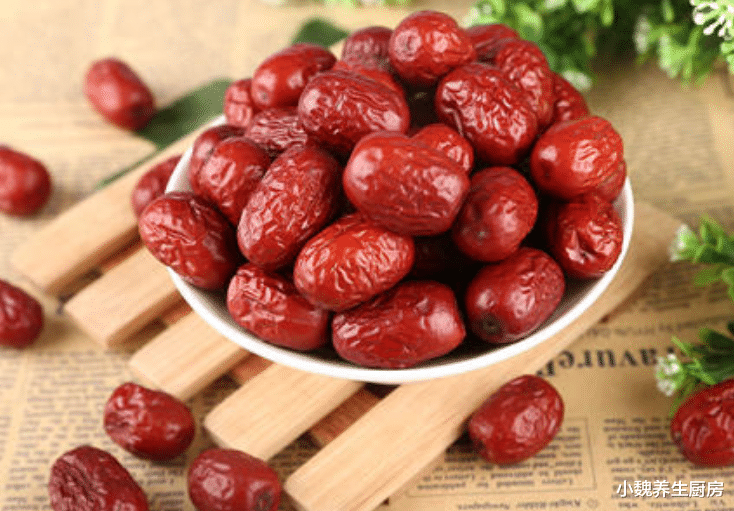 睡眠|买红枣时,挑大的还是小的?枣农教你3招,保准一挑一个准