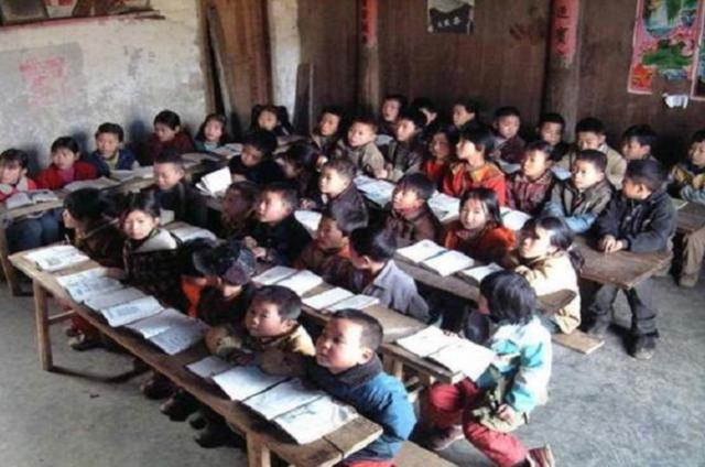 女孩|当初为获得马云的资助，给支付宝寄母鸡的小姑娘，她的结局如何？