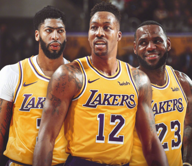 勒布朗·詹姆斯|美媒晒詹皇生涯四次夺冠五虎阵容！如果都在巅峰，湖人最强无悬念