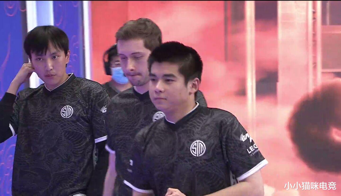 team solomid|LPL八连胜各赛区炸了！欧美解说纷纷想念C9，LPL赛后炫耀C9发文落泪