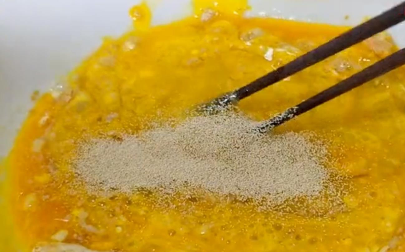 #吐司#我家麦片从不熬粥，加3个鸡蛋，简单几步，孩子三天两头点名要吃