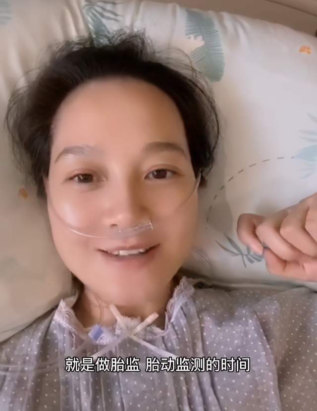 朱丹|朱丹晒产前餐被指食量惊人，亲妈从家中整锅端来，不见周一围身影