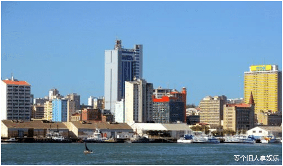 『巴基斯坦』举国援华的何止巴铁？曾人均月收不足300，现中国回馈令世界羡慕