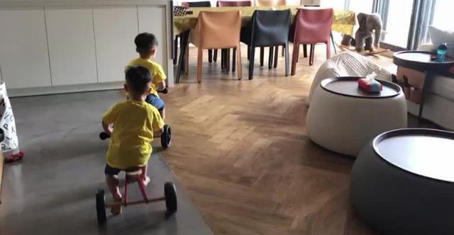 |范玮琪和陈建州的豪宅：客厅能骑车，阳台能泡澡，装修像个幼儿园