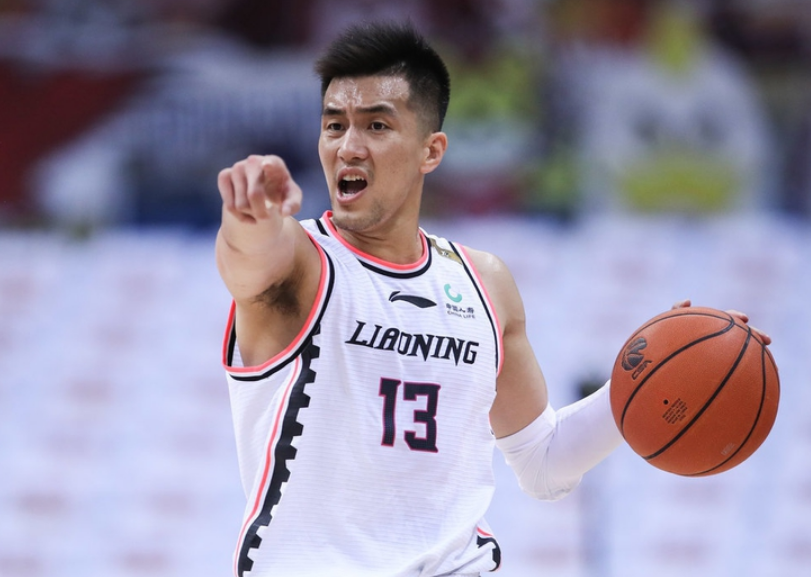 辽宁男篮|23分大胜！CBA争冠大热打疯了，5大主力狂轰99分，距前3仅差1场