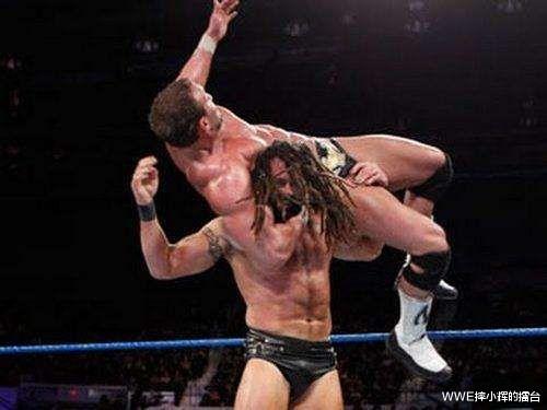 [约翰·塞纳]WWE摔小辉新闻: 后台恶霸? 塞纳不准选手模仿他的终结技，像也不行!