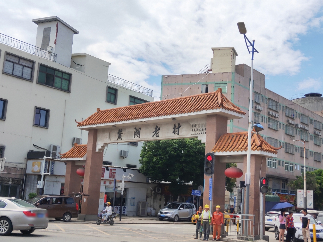 深圳鳌湖老村，房东：嫌房租贵有200块一个月的瓦房，你是否愿意住