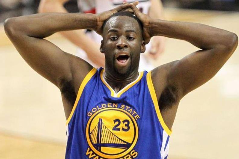 斯蒂芬·库里|勇士25分大败！格林复出砍0分，库里严重被高估，哈登比他强太多