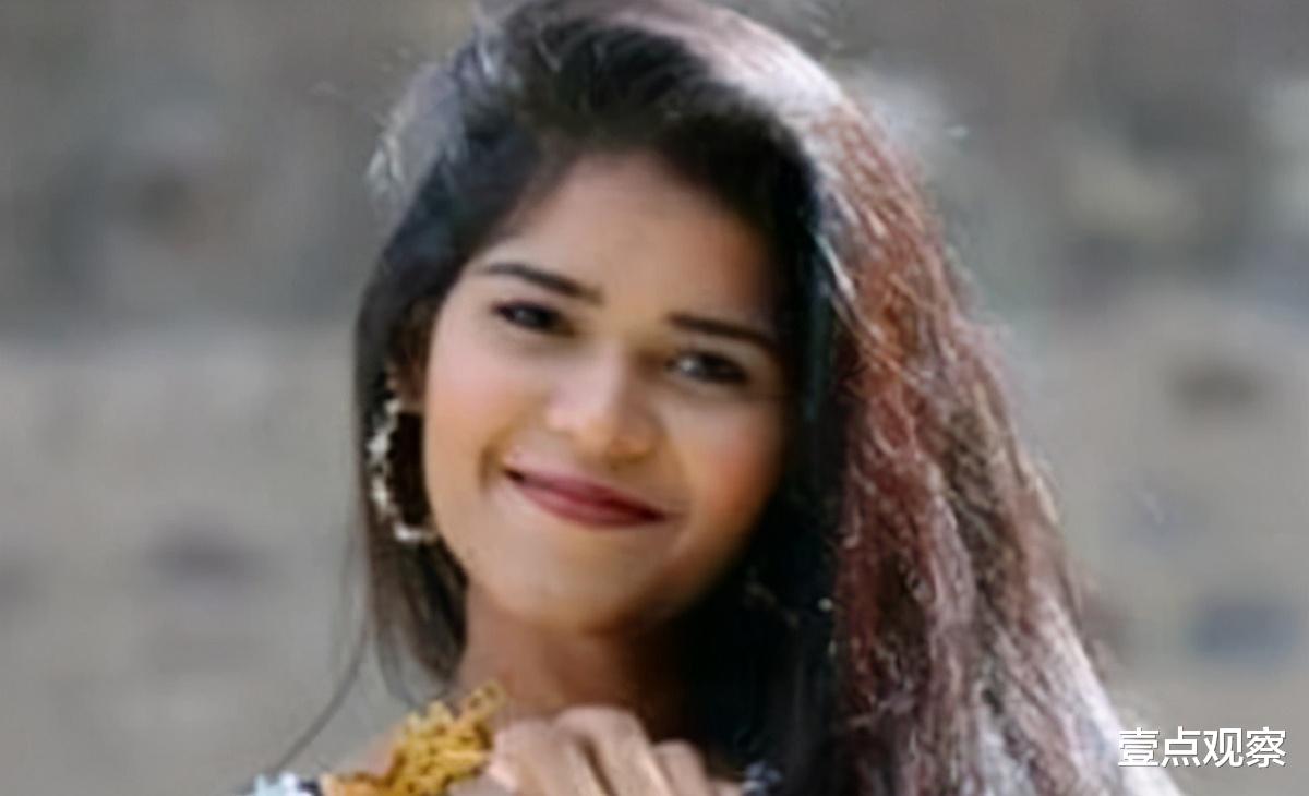 教师|美国女教师在任职时，强迫男同学在教室发生关系，还发照片给男孩