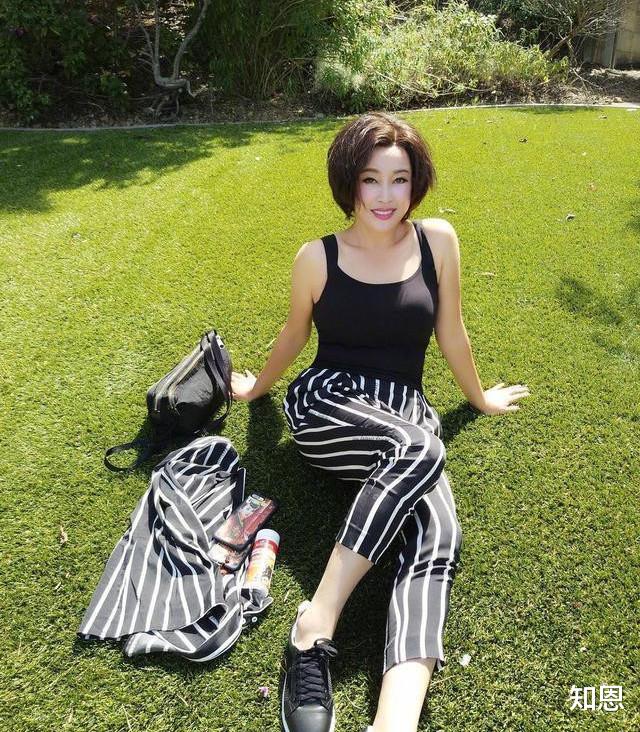 『刘晓庆』刘晓庆成“不老妖精”，65岁高颜值好身材，网友：无愧于心头肉之称