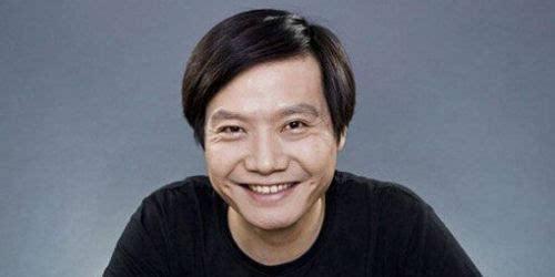 #李秀明#李秀明：从双料影后到无戏可拍最后沦落到卖薯片维生，如今怎样了